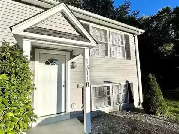1311 Route 32 #B, Uncasville, CT 06382