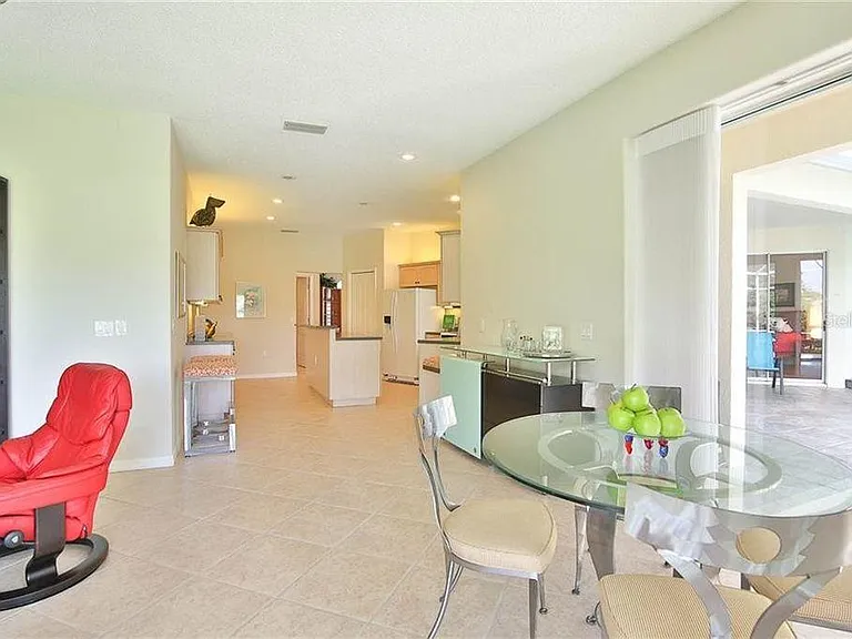 8920 Grey Oaks Ave — Photo 23