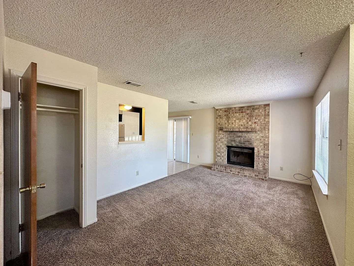 2609 Bermuda Drive — Photo 2