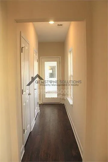 1529 Winding Creek Dr — Photo 7