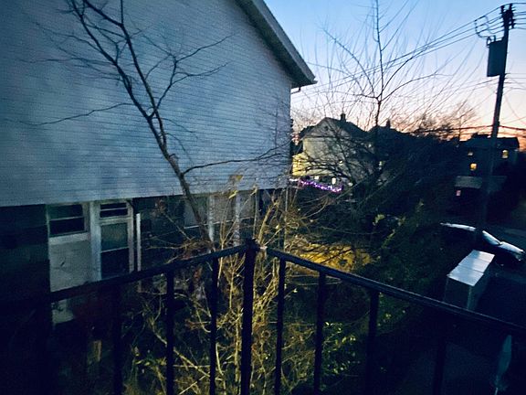 3rd image of 223 Mount Pleasant Ave #2