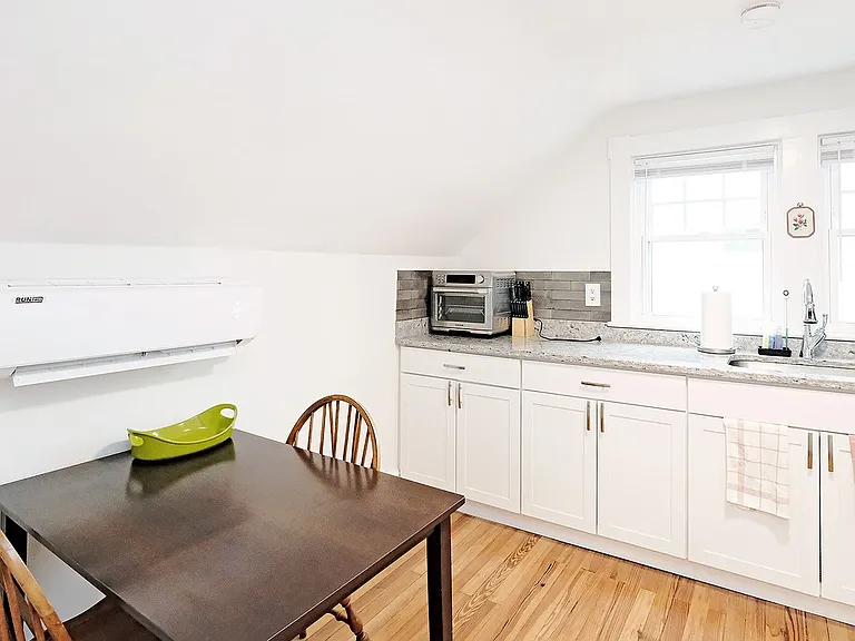 2309 Fontaine Ave #4 — Photo 7