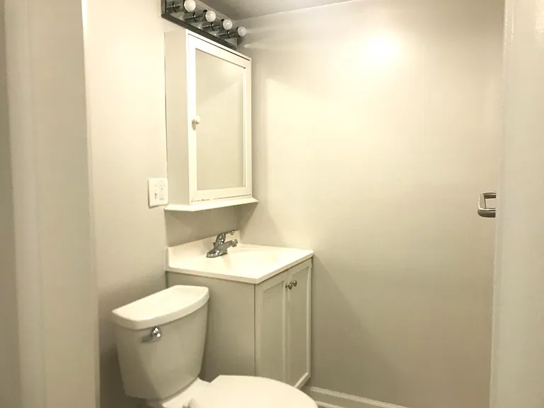 421 Boggs Ave #2 — Photo 12