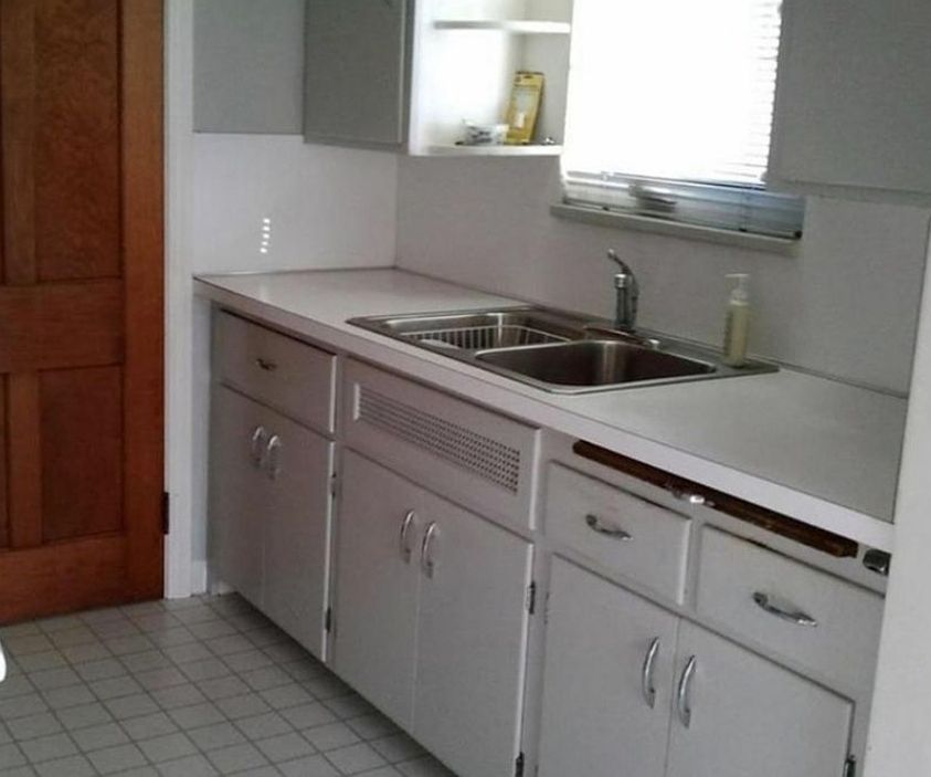 2nd image of 4677 E 86th St