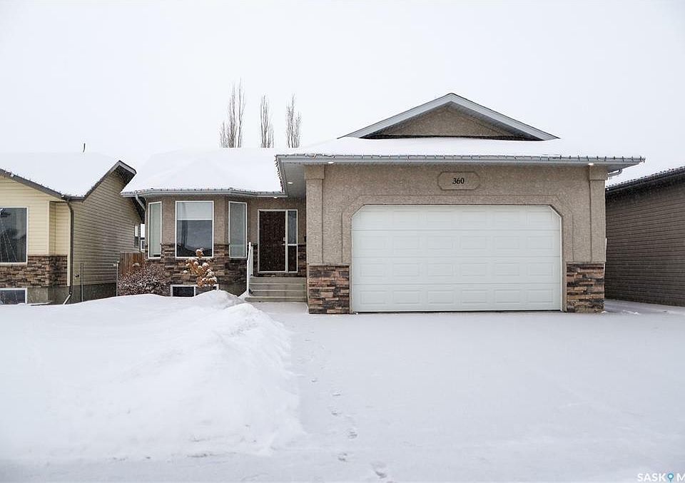 1st image of 360 Bendel Cres