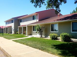 503 W Hatting St, Luverne, MN 56156