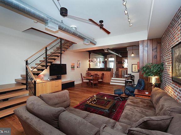 3rd image of 6 Watson Mill Ln #28