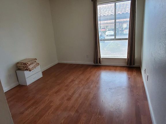5th image of 39931 Cedar Blvd Unit 116
