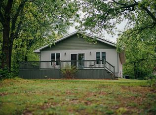 97 W Lake Rd, Farlington, KS 66734