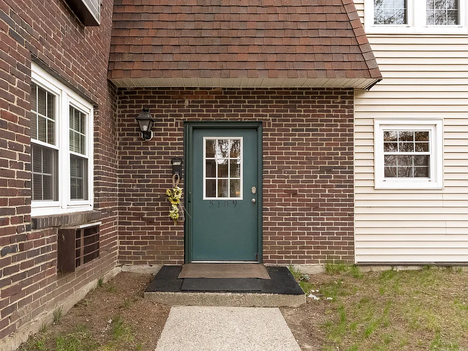 180 Main St #5109