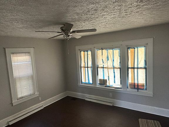 4th image of 1351 Logan Ave NW
