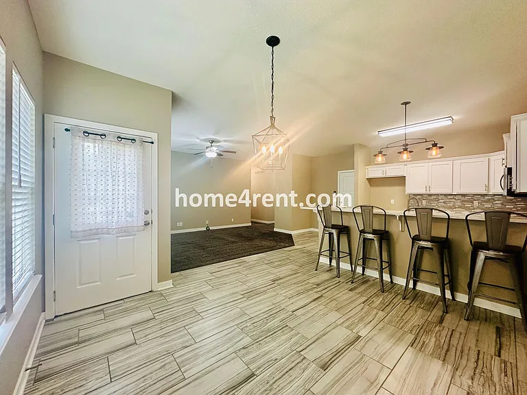 12701 E 47th Terrace Ct S — Photo 16