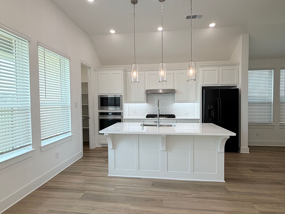 1st image of 1404 Pintail Pl