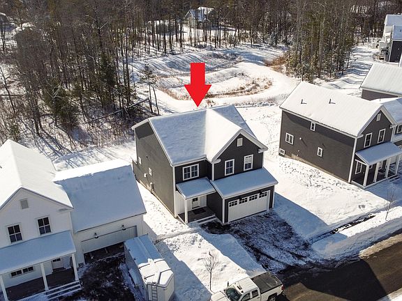 3rd image of 18 Holbrook Farms Way