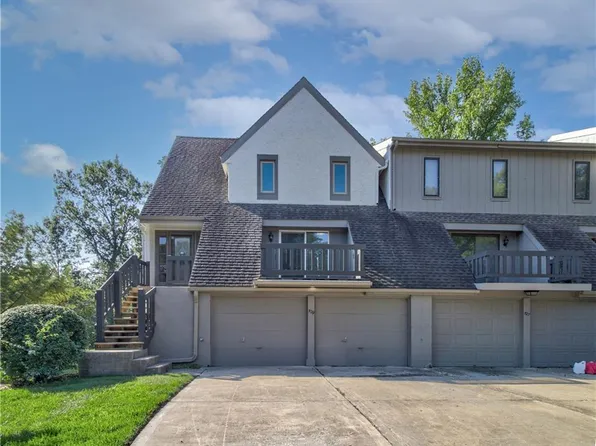 529 Woodbridge Ln, Kansas City, MO 64145