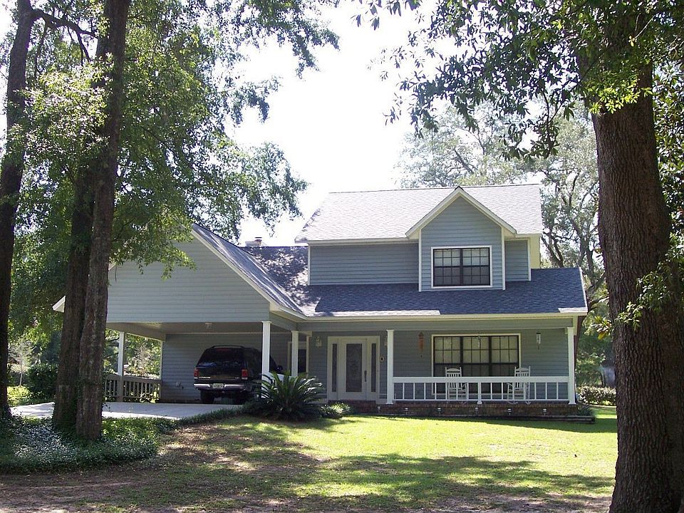 Front View of Home