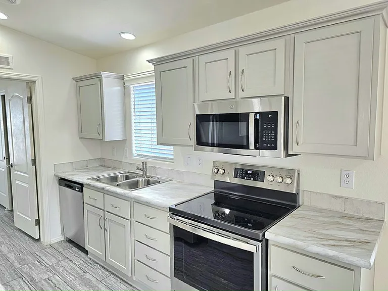 8868 E Baseline Rd #1606 — Photo 2