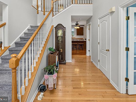 5th image of 123 Sherwood Dr