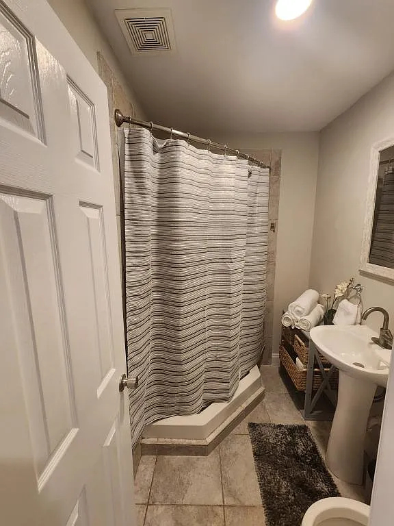 11819 Branch Mooring Dr — Photo 3