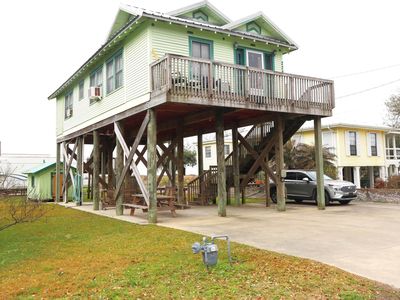 223 Santiny Ln, Grand Isle, LA, 70358