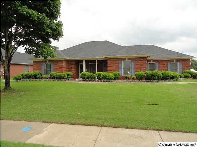 1st image of 2321 Villaret Dr SW