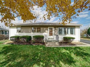 2805 Vale Dr, Dayton, OH 45420