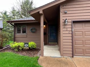 930 Cambridge Ct, Altoona, WI 54720