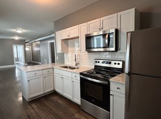 1035 Arkwright St #4, Saint Paul, MN 55130