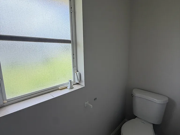 5315 Belrose St — Photo 26