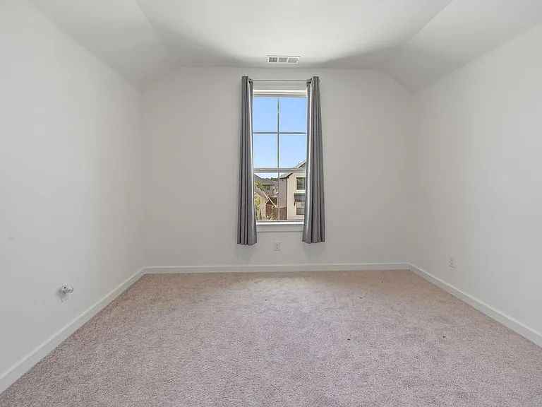7424 Lilypad Ln — Photo 7