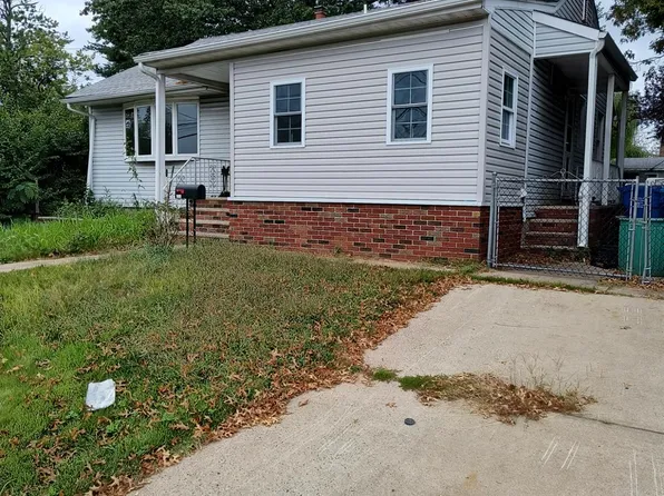420 Avenel St, Avenel, NJ 07001