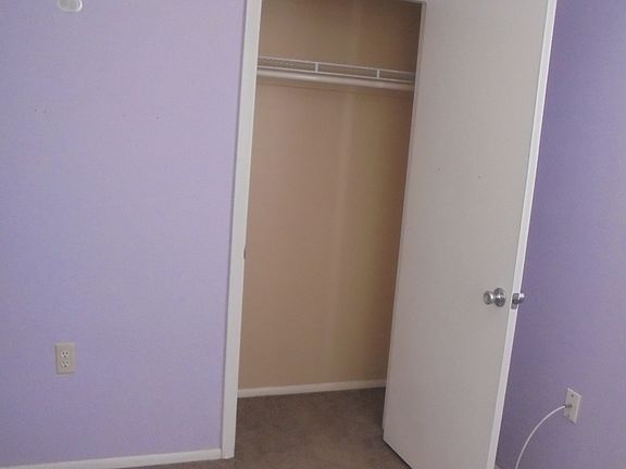 4th image of 8440 Sunnydale Dr
