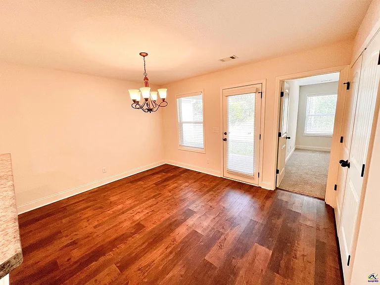 119 Washington Place Dr — Photo 9