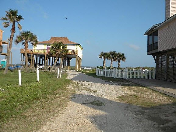 2nd image of 21211 Gulf Dr