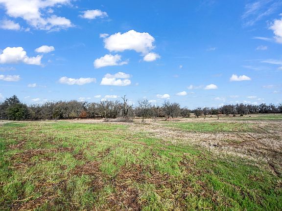 3rd image of 108 Rona Ln