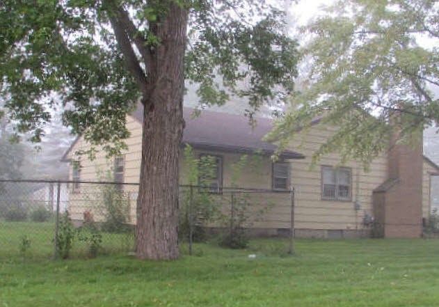 2nd image of 2202 Julius St