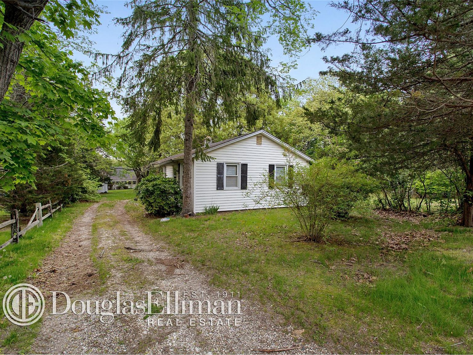 915 Bungalow Ln, Mattituck, NY 11952 Zillow