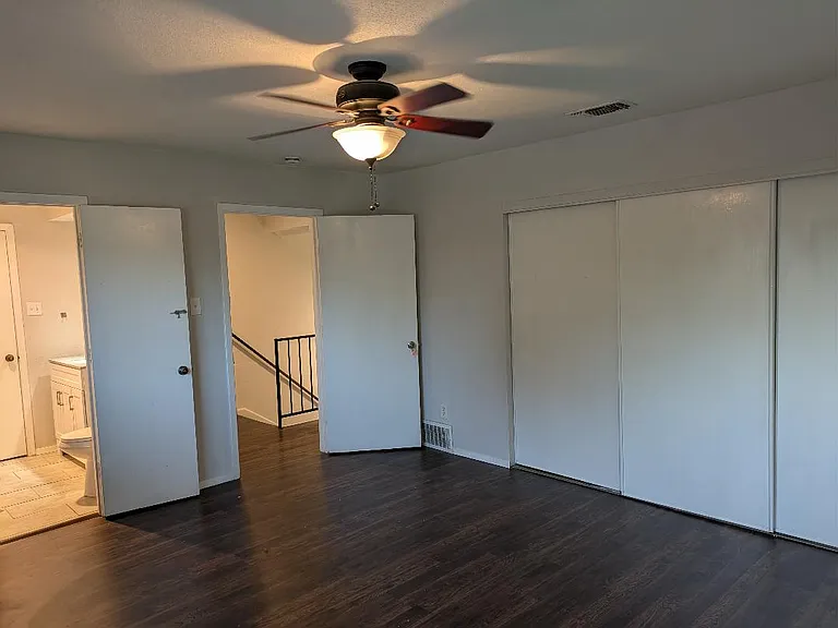 1041 Melissa Ln — Photo 16