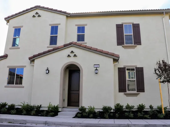 1260 S Hollyhock Dr, Mountain House, CA 95391
