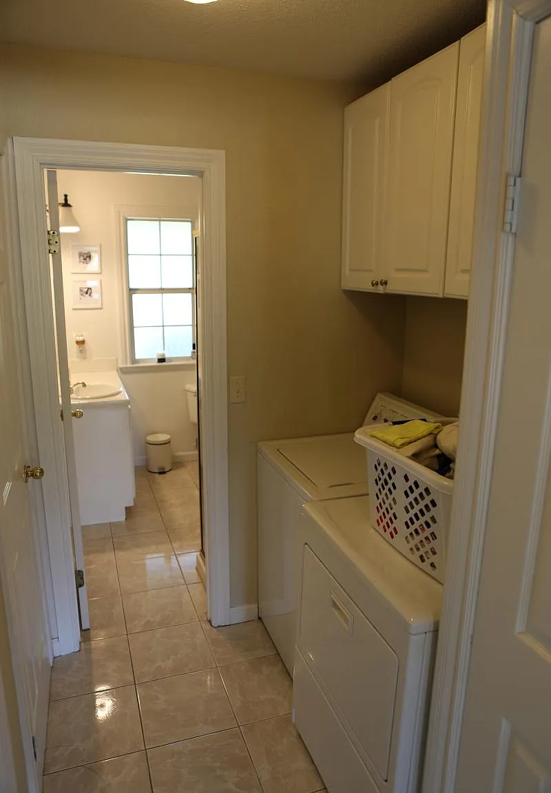 4 bed, 4132 sqft, $5,800 — Photo 3