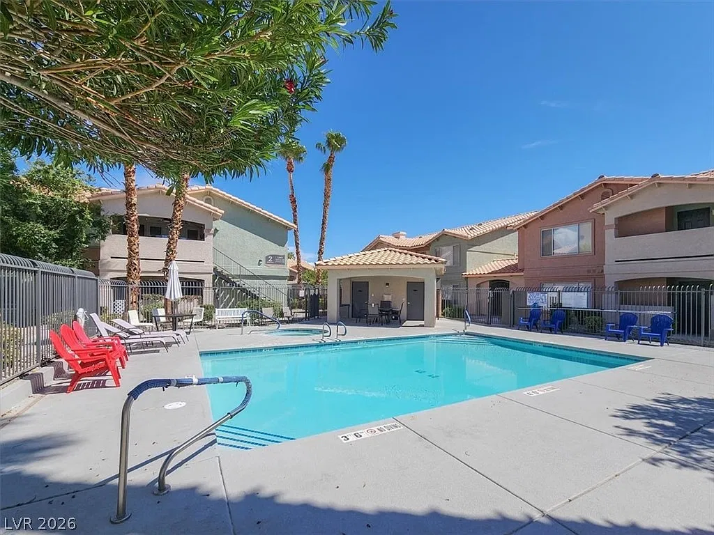2 bed, 1016 sqft, $1,480 — Photo 4