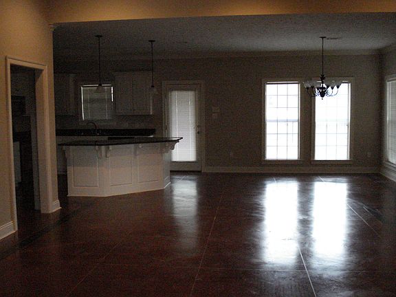 2460 Quattlebaum Cv, Conway Arkansas