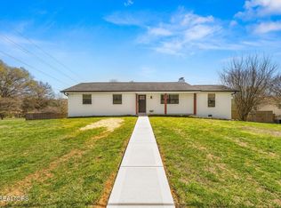 5420 Green Acre Dr, Knoxville, TN 37924