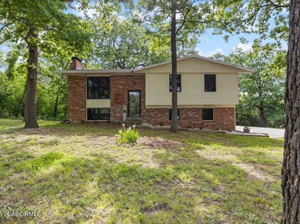 10300 Baker Rd, Henley, MO 65040