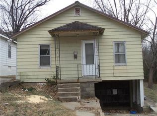 421 Edwards St, Hannibal, MO 63401