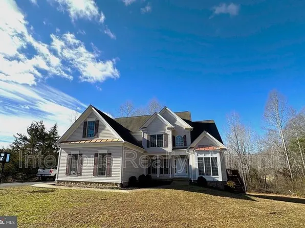 41 Rainwater Ln, Fredericksburg, VA 22406