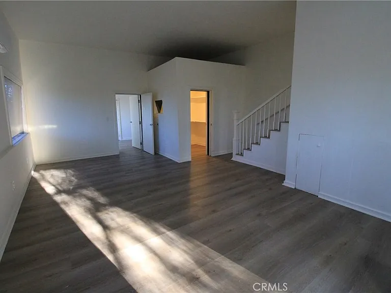 3915 Fredonia Dr — Photo 30