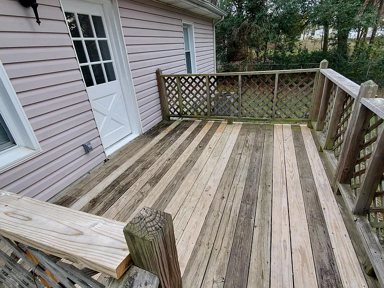 206 E Union St — Photo 15