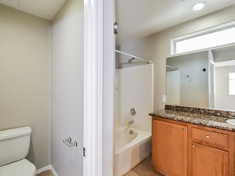 10348 Faustine Ave — Photo 11