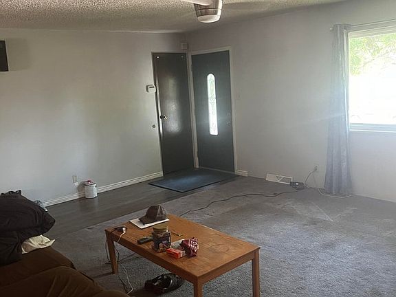 3rd image of 110 Lawley Dr